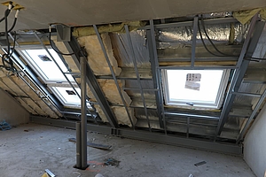Travaux pour une fenêtre de toit respectant le DTU 40.5